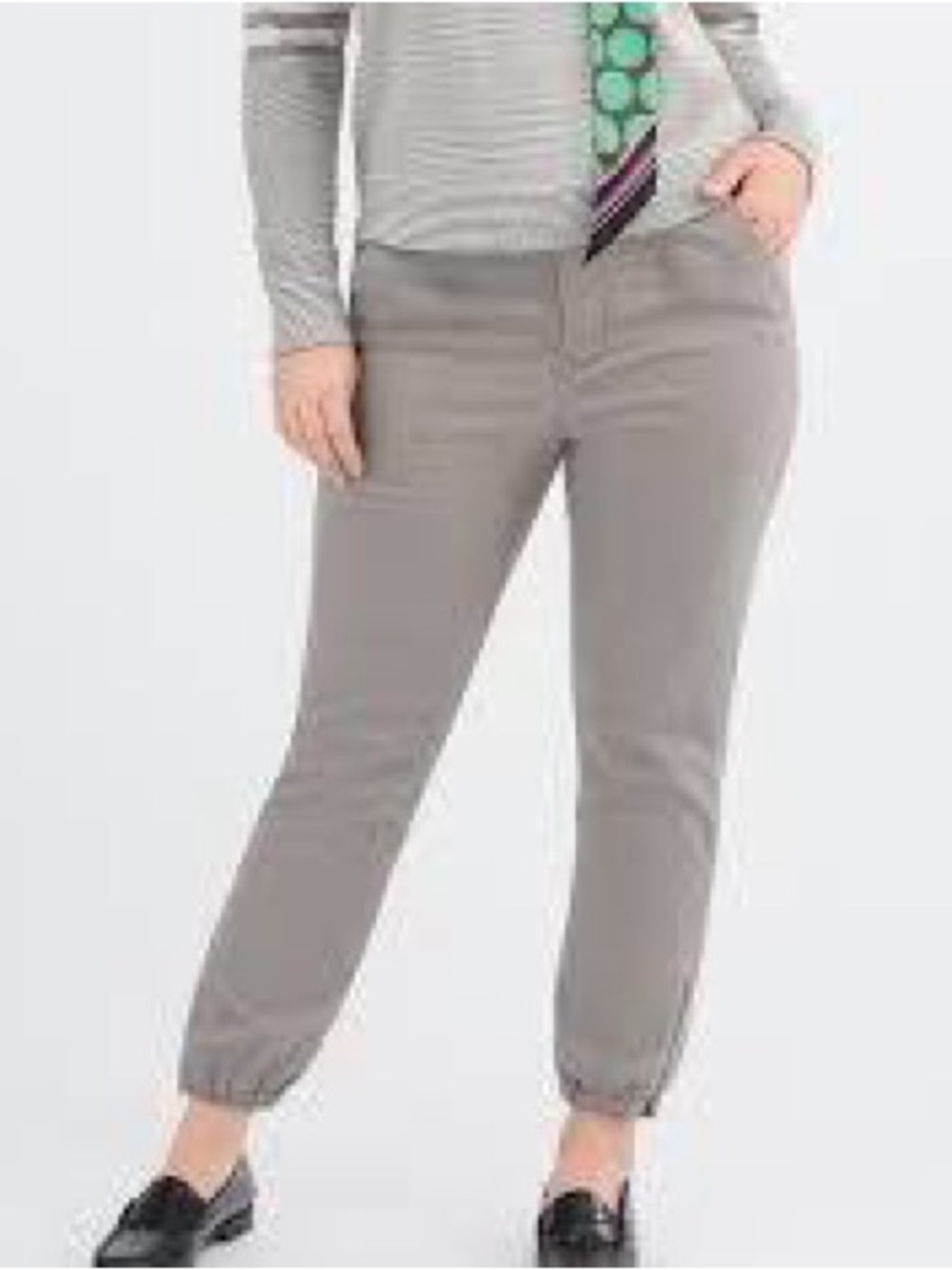CAbi Compass Cropped Pants in Gray